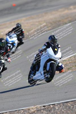 media/Feb-05-2023-Classic Track Day (Sun) [[c35aca4a42]]/Group 2/session 4 turn 4/